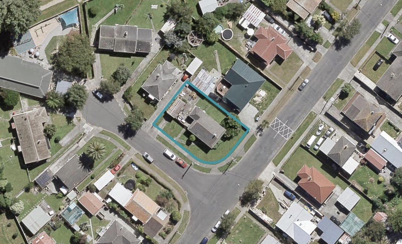 7 Shepherd Grove, Taita, Lower Hutt - Carousel 1