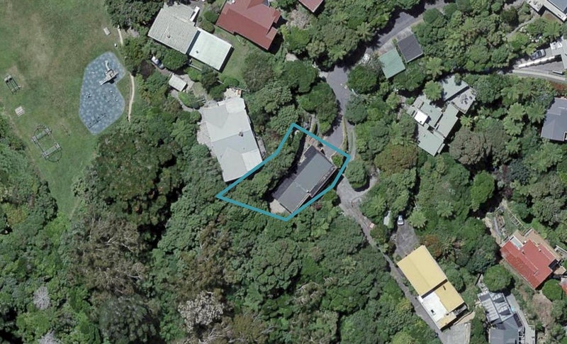 32 Highbury Crescent, Highbury, Wellington - Carousel 1