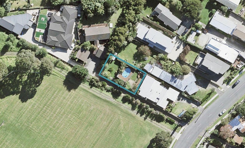 44B Deep Creek Road, Torbay, Auckland - Carousel 1