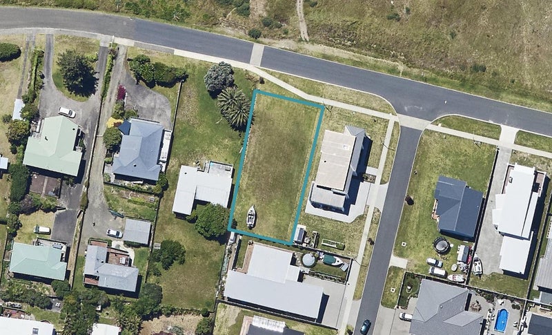 376 Ocean Road, Ohope, Ōhope - Carousel 1