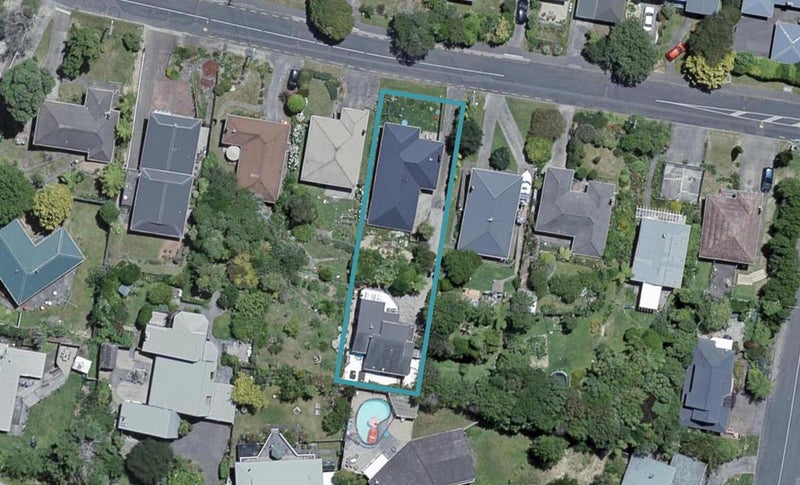 45B Larsen Crescent, Tawa, Wellington - Carousel 1