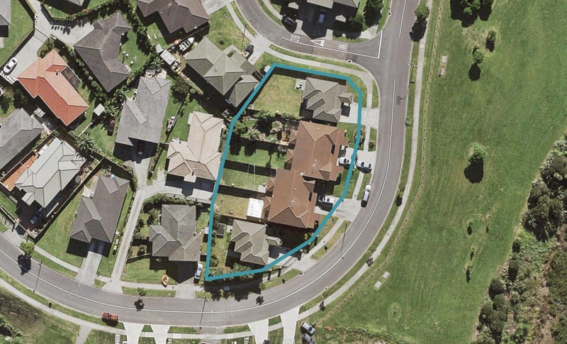 86 Naylors Drive, Māngere, Auckland - Carousel 1