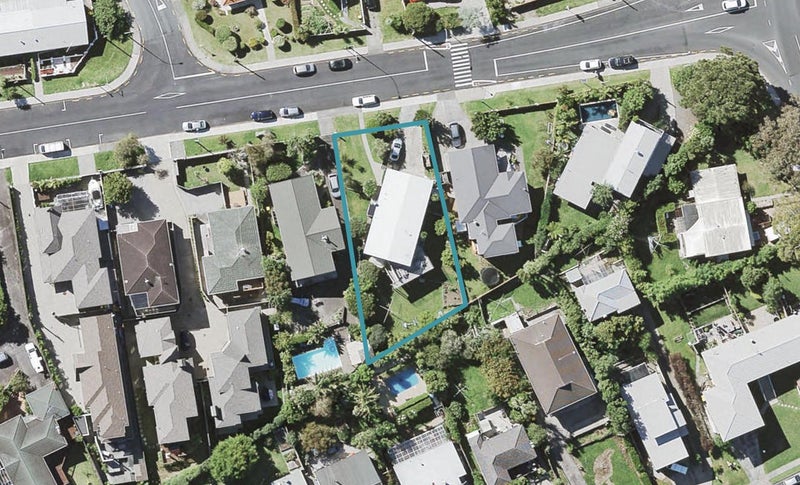 4 Sunrise Avenue, Mairangi Bay, Auckland - Carousel 1