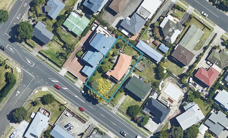 33 Maranui Street, Mount Maunganui, Mount Maunganui - Carousel 1