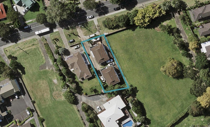 1/35 Redoubt Road, Goodwood Heights, Auckland - Carousel 1