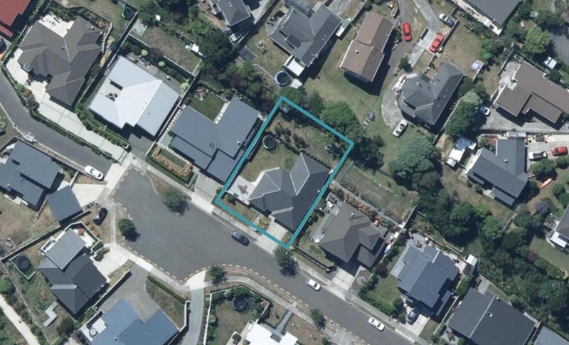 22 Flotilla Place, Whitby, Porirua - Carousel 1