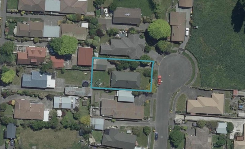 9 Edron Place, Redwood, Christchurch - Carousel 1