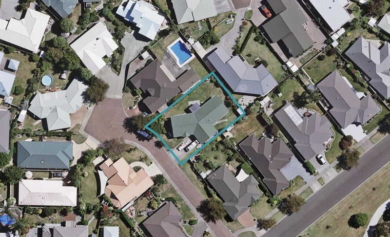 4 Montague Way, Taradale, Napier - Carousel 1