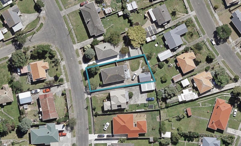 14 Pringle Street, Taita, Lower Hutt - Carousel 1