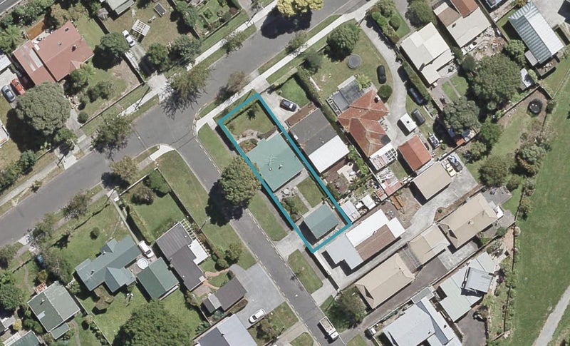 1 Richard Street, Belmont, Lower Hutt - Carousel 1