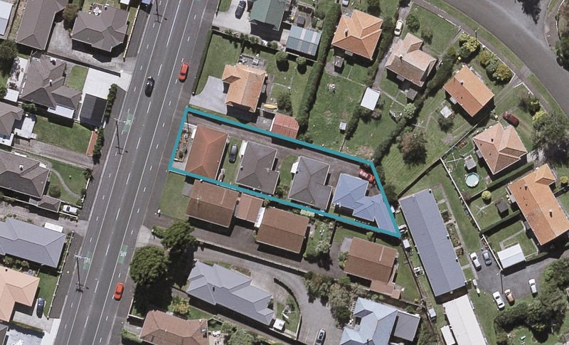 2/143 Tukapa Street, Westown, New Plymouth - Carousel 1