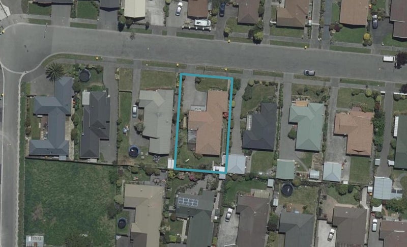 71 Sarabande Avenue, Redwood, Christchurch - Carousel 1