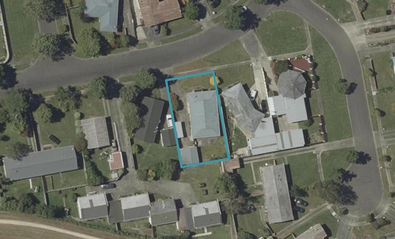 37 Robinson Crescent, Westbrook, Palmerston North - Carousel 1