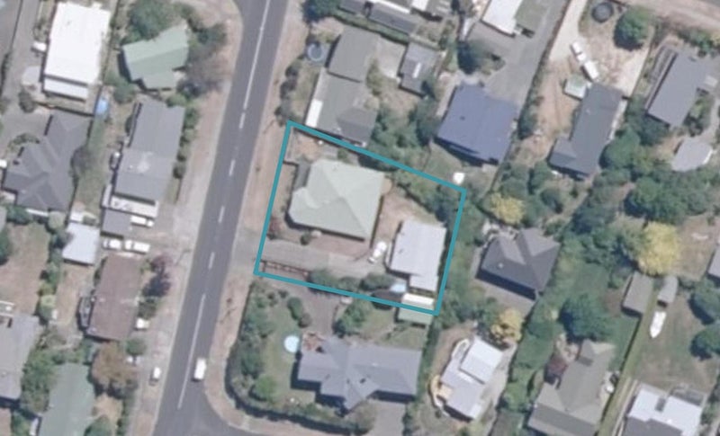 2/3 Arrowsmith Avenue, Waipahihi, Taupō - Carousel 1