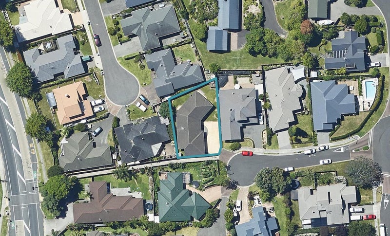 10 Moray Place, Bethlehem, Tauranga - Carousel 1