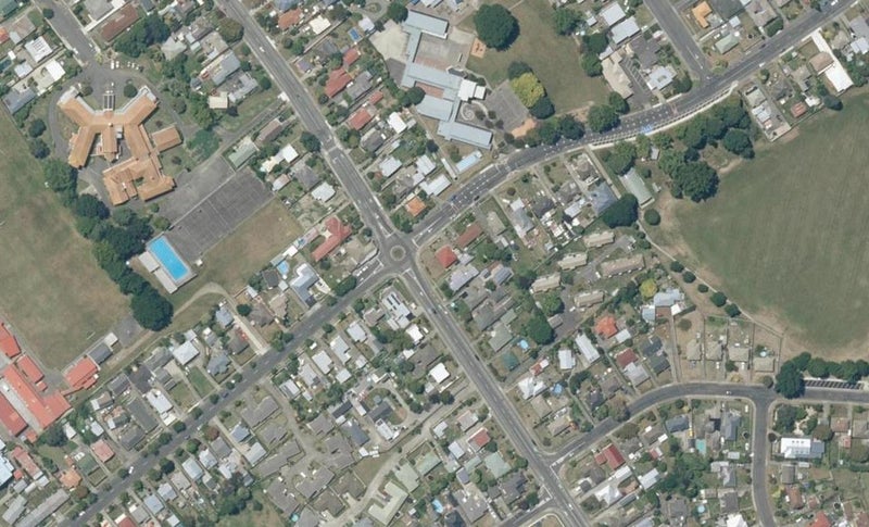 600 Grove Road, Mayfair, Hastings - Carousel 1