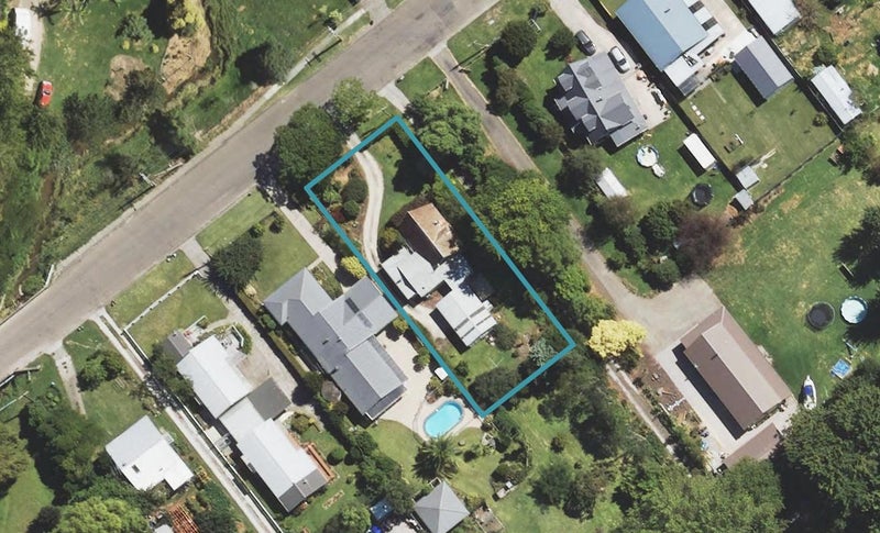 25 Massey Road, Mangapapa, Gisborne - Carousel 1