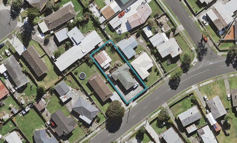24 Idlewild Avenue, Mangere, Auckland - Carousel 1