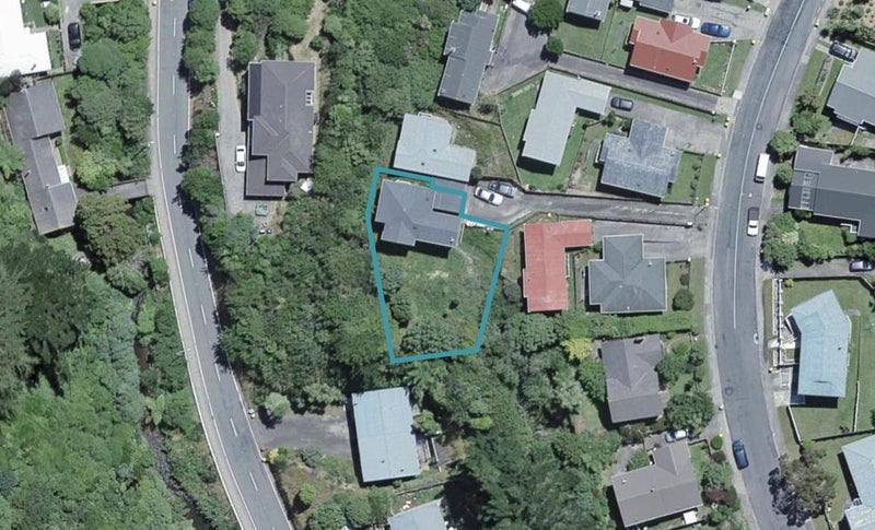 36 Hazlewood Avenue, Karori, Wellington - Carousel 1