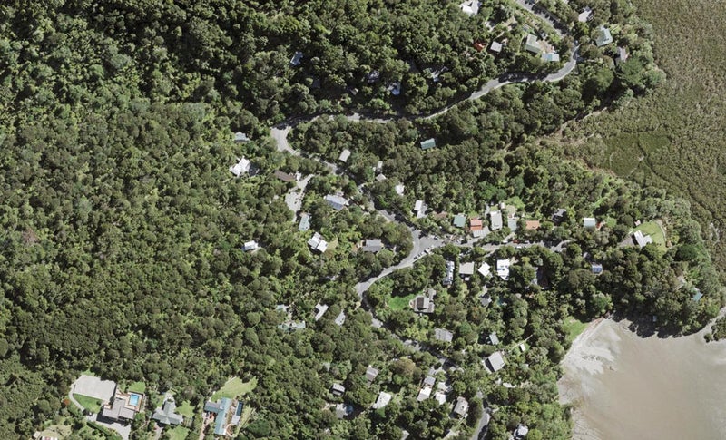81 Laingholm Drive, Laingholm, Auckland - Carousel 1