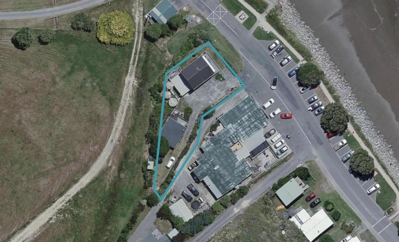 42A Jetty Road, Castlepoint, Tīnui - Carousel 1