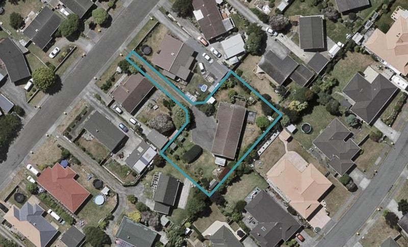 21 Rosewood Place, Paraparaumu - Carousel 1