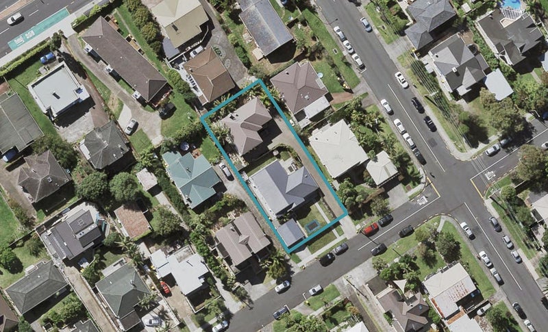 2/25 Napier Avenue, Takapuna, Auckland - Carousel 1