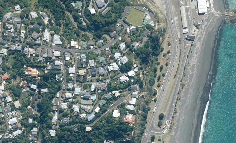 11 Elizabeth Road, Bluff Hill, Napier - Carousel 1