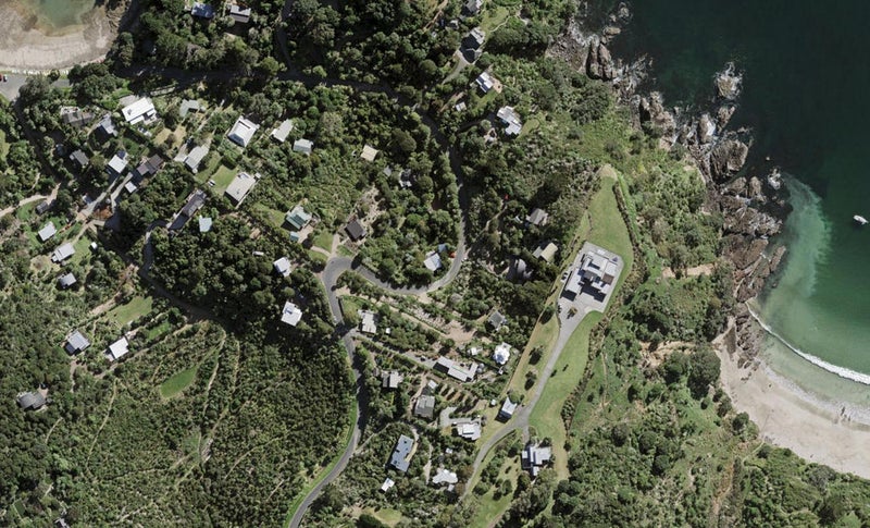 20 Great Barrier Road, Oneroa, Waiheke Island - Carousel 1