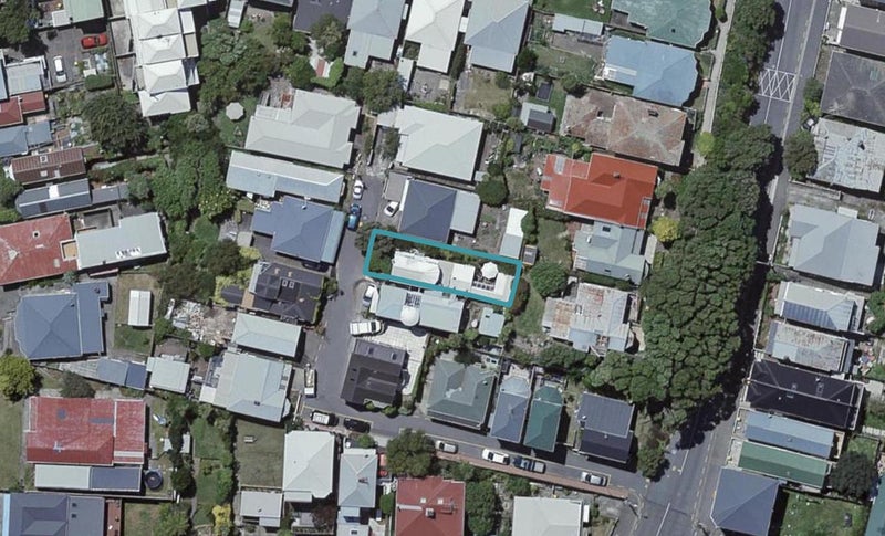 12 Yale Road, Mount Cook, Wellington - Carousel 1