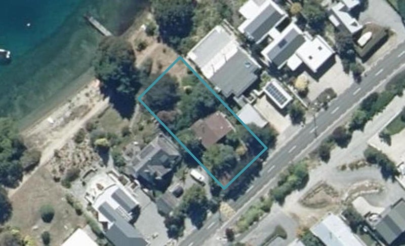 627 Peninsula Road, Kelvin Heights, Queenstown - Carousel 1