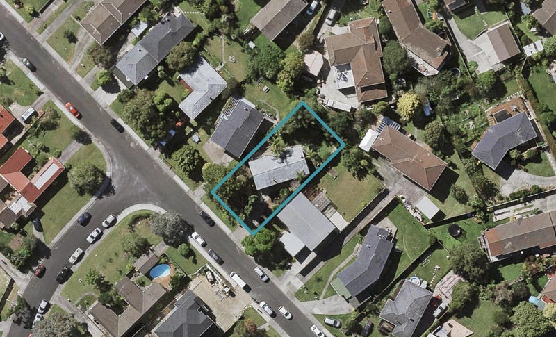 25 Salamanca Road, Sunnynook, Auckland - Carousel 1