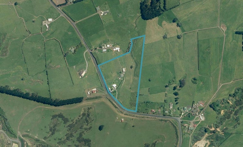 160 Glenbrook Beach Road, Waiuku - Carousel 1