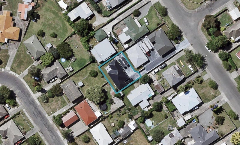 1013B Beatty Street, Mayfair, Hastings - Carousel 1