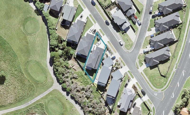 11 Maylee Crescent, Gulf Harbour, Whangaparaoa - Carousel 1