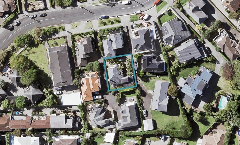 2/7 Rarangi Road, St Heliers, Auckland - Carousel 1