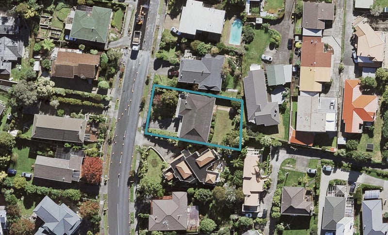 135 Porritt Avenue, Chatswood, Auckland - Carousel 1