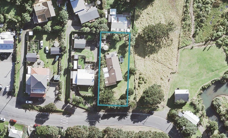 34 Seaview Road, New Lynn - Carousel 1