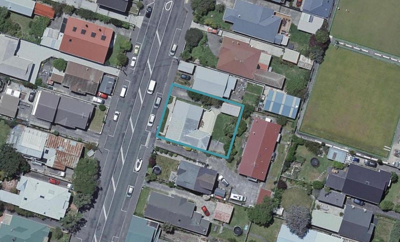 99 Derwent Street, Island Bay, Wellington - Carousel 1