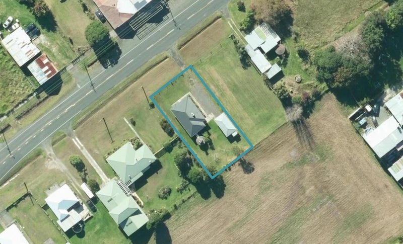 8 West Coast Road, Te Kopuru - Carousel 1