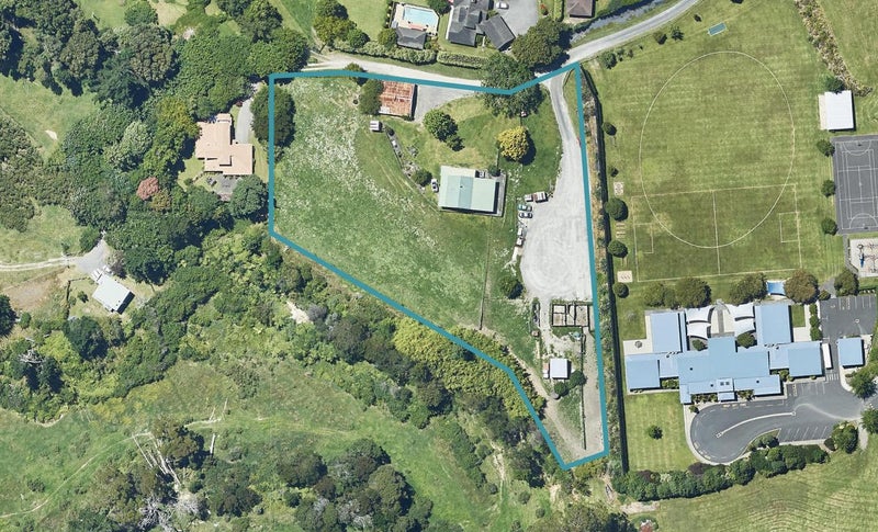 21 Moffat Road, Bethlehem, Tauranga - Carousel 1