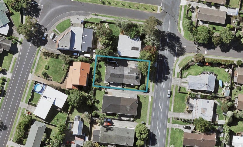 2/42 Stanniland Street, Sunnyhills, Auckland - Carousel 1