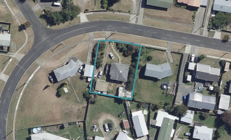42 McKay Drive, Temple View, Hamilton - Carousel 1