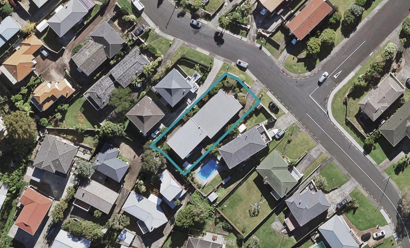 1/45 Monarch Avenue, Hillcrest, Auckland - Carousel 1