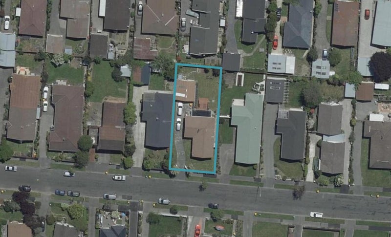 18 Greenock Street, Redwood, Christchurch - Carousel 1
