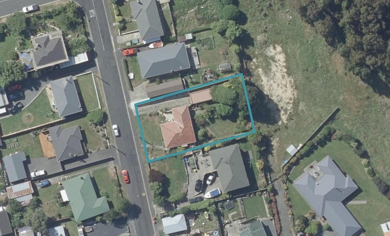 5 Shulma Street, Abbotsford, Dunedin - Carousel 1
