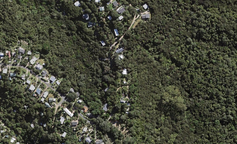 62 Victoria Road South, Onetangi, Waiheke Island - Carousel 1