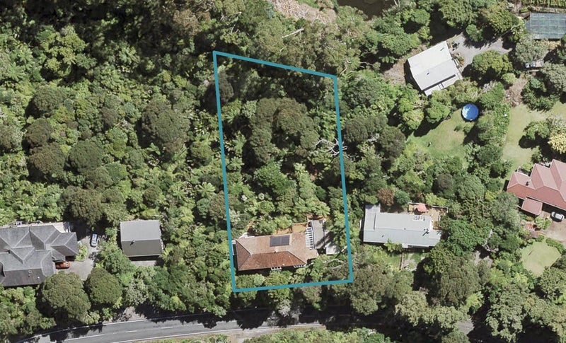 167 Scenic Drive, Titirangi, Auckland - Carousel 1