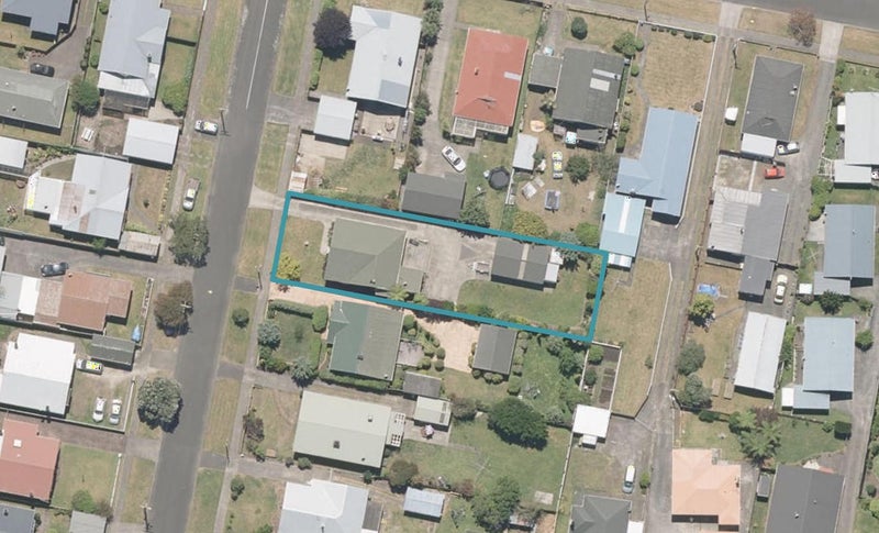 1 Central Avenue, Gonville, Whanganui - Carousel 1