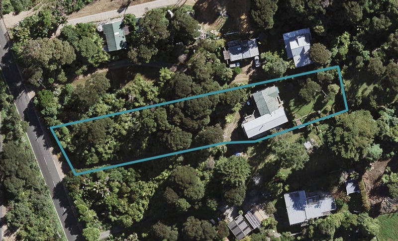 30 Te Toki Road, Ostend, Waiheke Island - Carousel 1